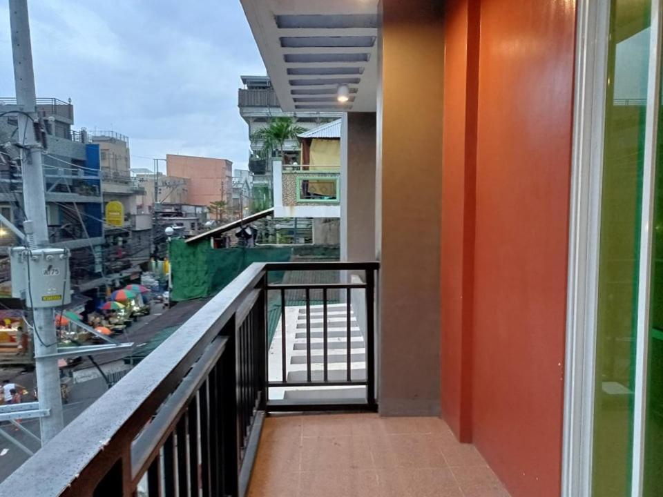 Spacious Cozy Room For Rent Near Naia Pasay Exterior foto